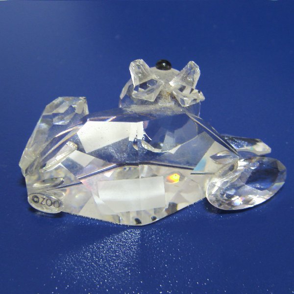 (a1057)Perro de cristal pequeo.